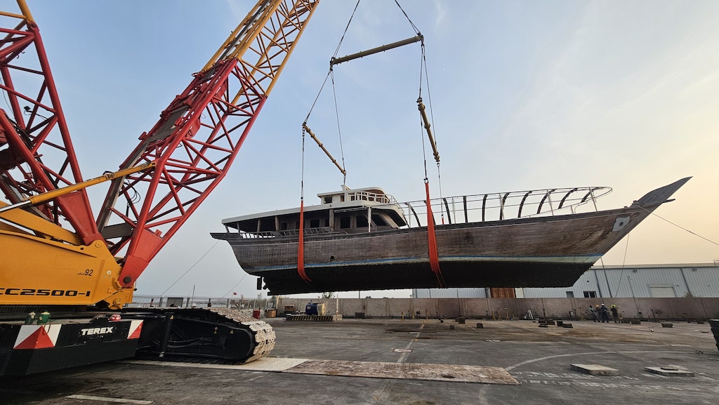 Large crawler crane lifting a vessel — specialist rigging and lift engineering